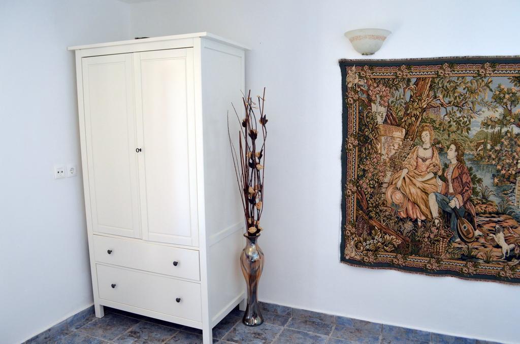 האלקי Villa Romanza Beach Villa חדר תמונה